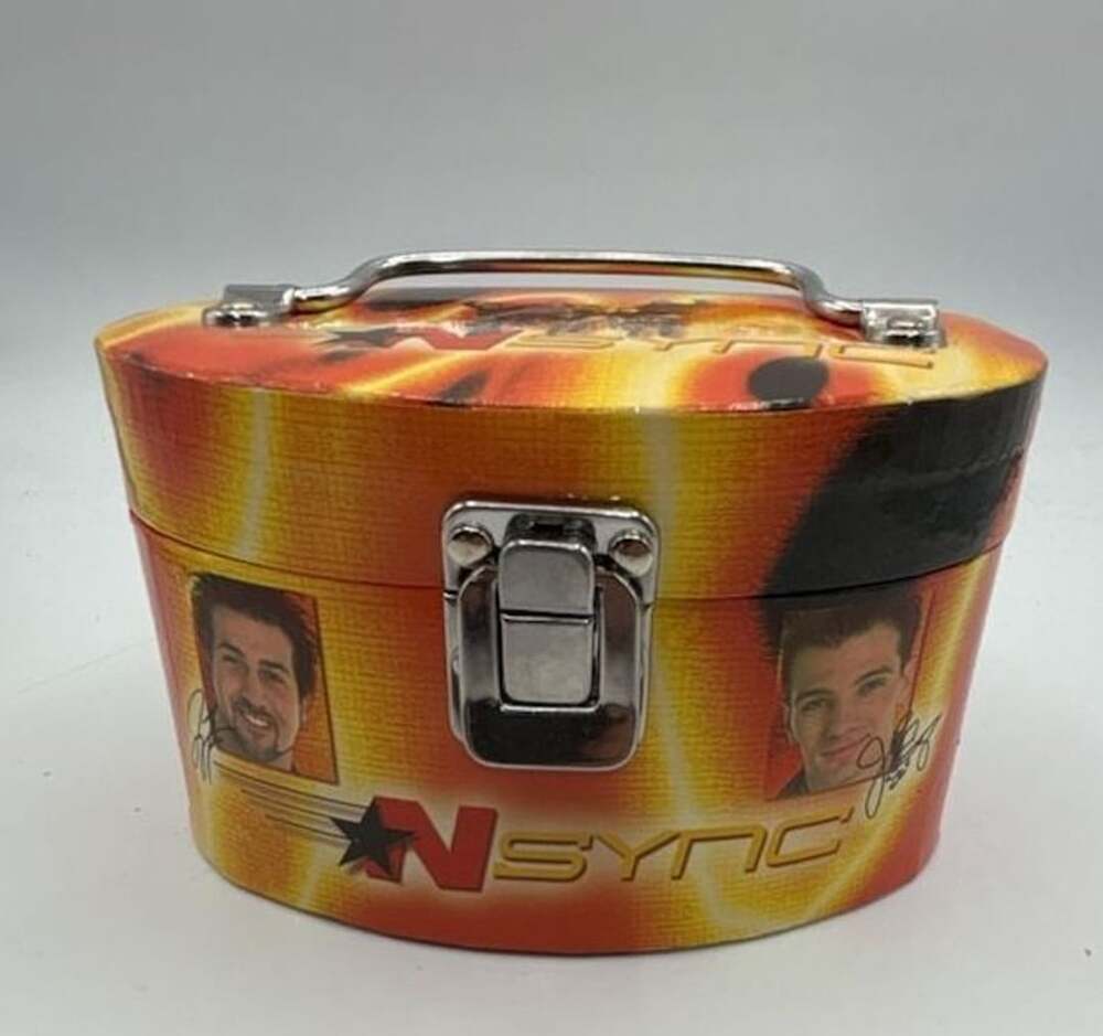 Vintage 2001 NSYNC Boy Band Oval Jewelry Box Tote with Mirror